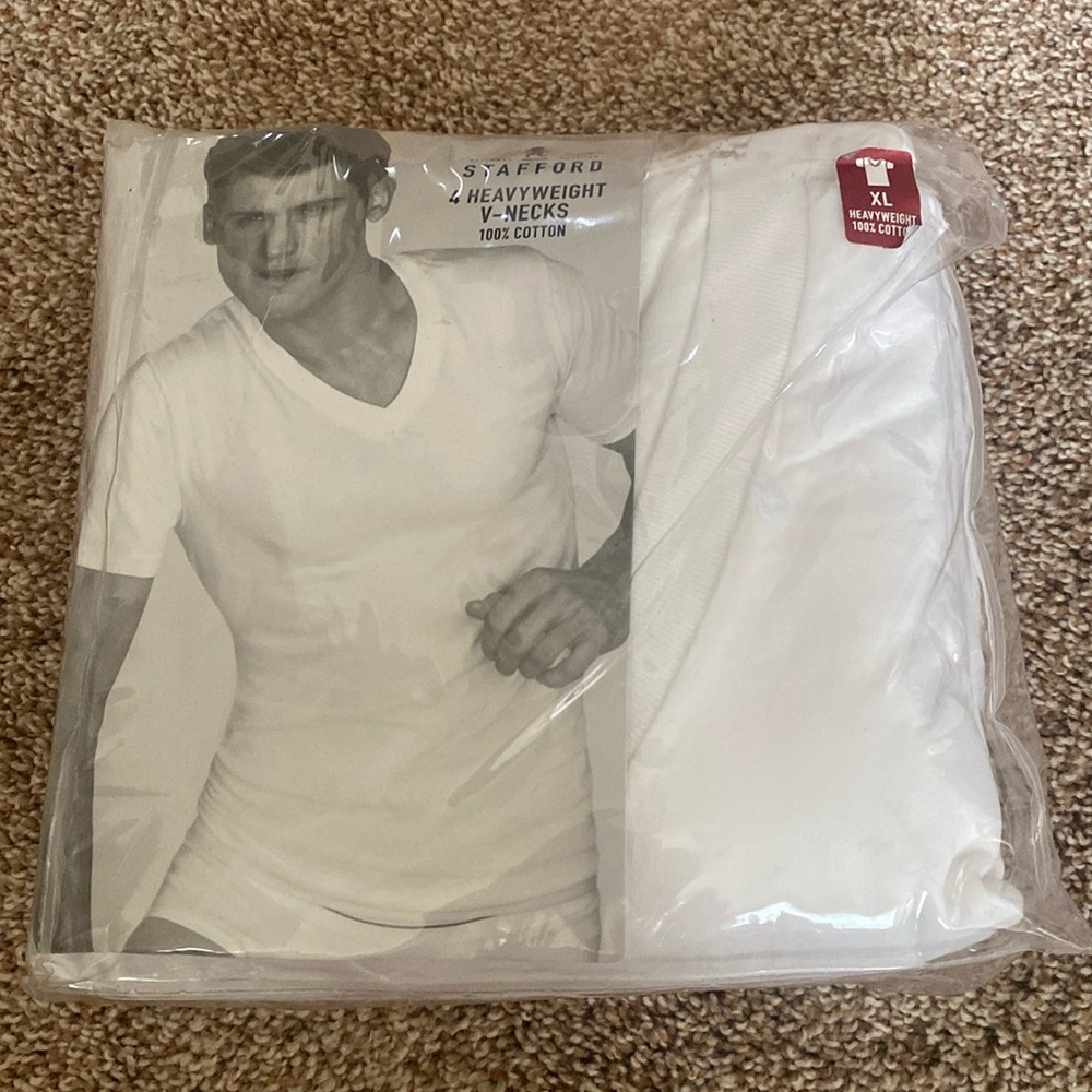 Stafford Men's V-Necks XL